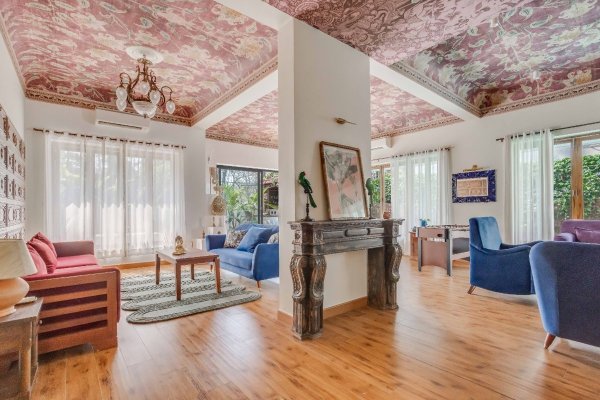 Image Title Goes Here